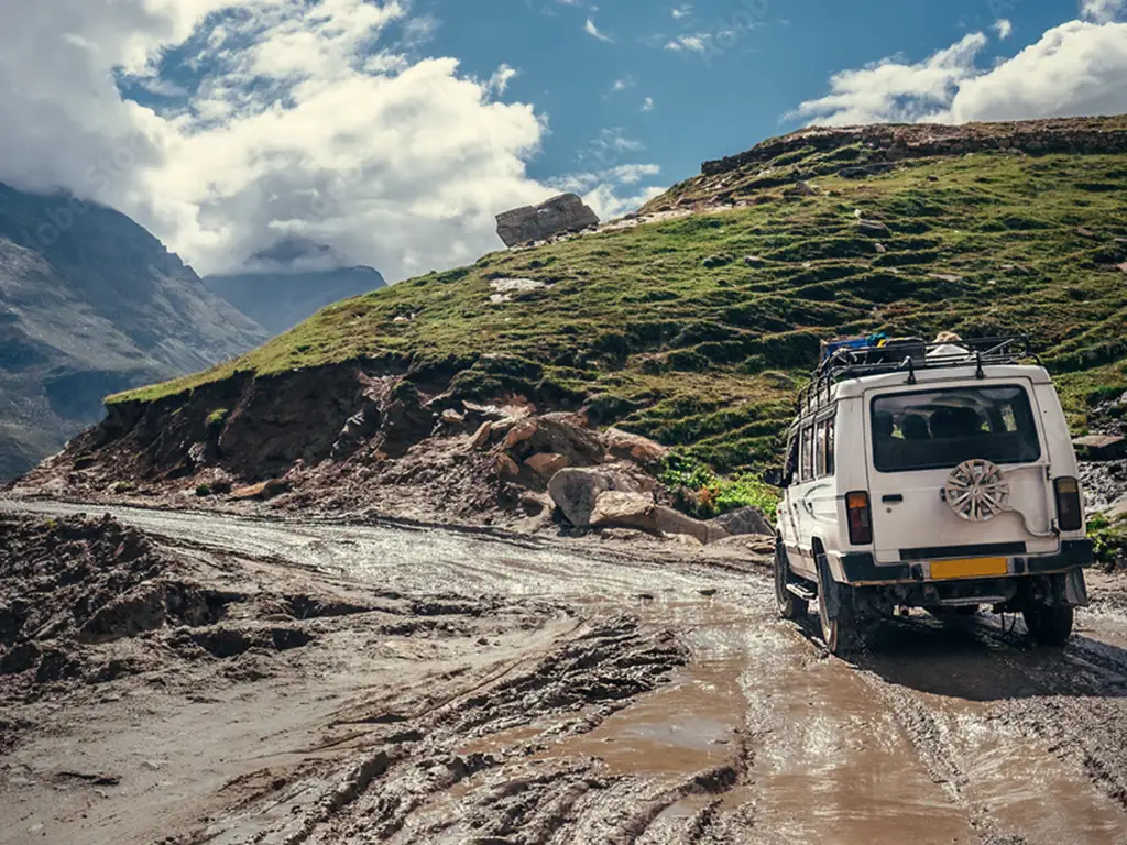 taxi in manali